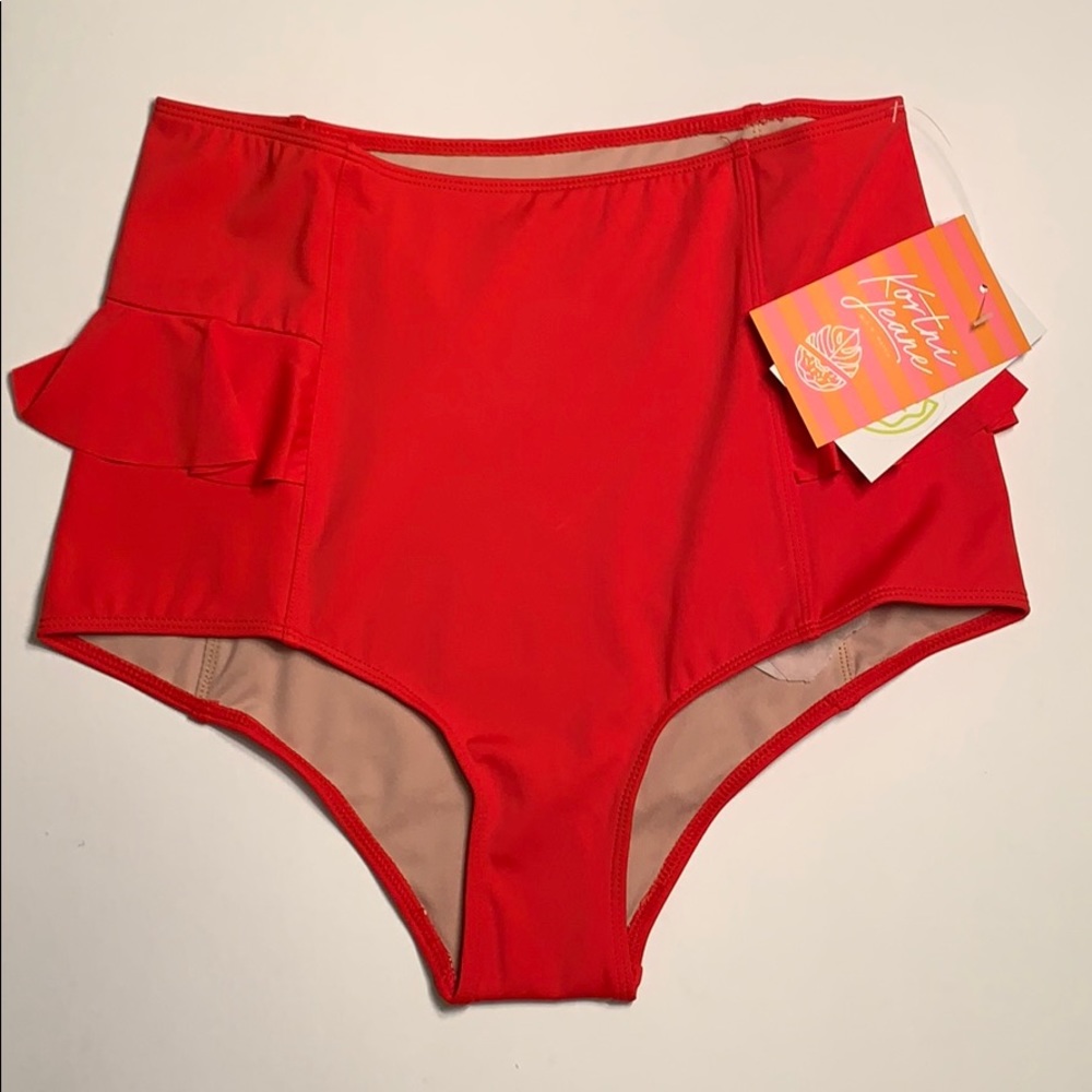 Kortni Jeane Hip Ruffle Tomato Red Medium NWT